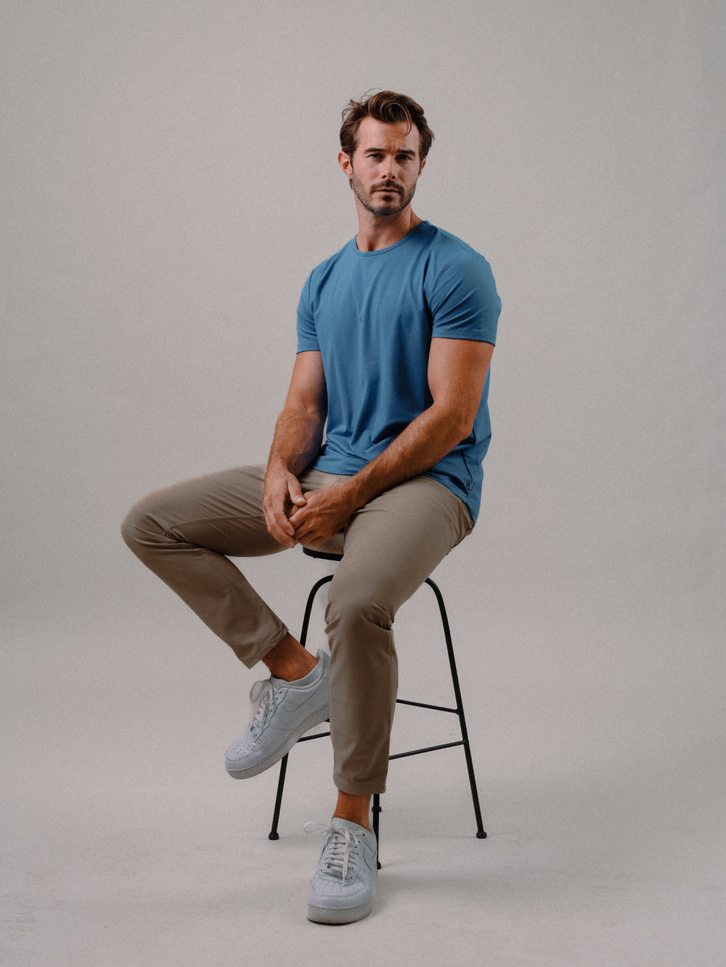 [info]--Alex is 5'10", 170lbs and wears a size M