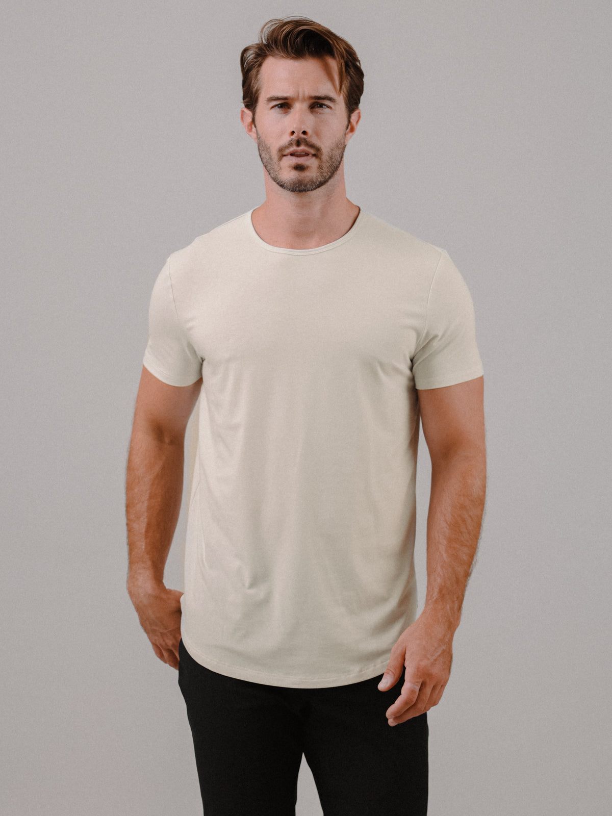 [info]--Alex is 5'10", 170lbs and wears a size M