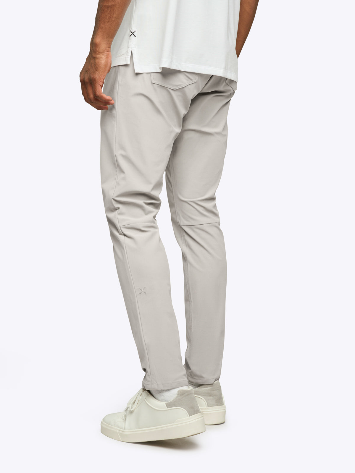 AO 5 Pocket Pant | Vapor Slim-fit Versaknit®