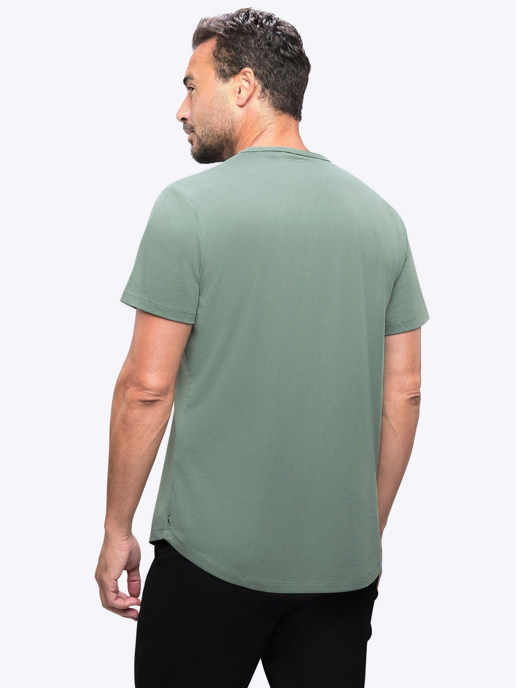 AO Curve-Hem Tee | Basil Signature-fit PYCA Pro®
