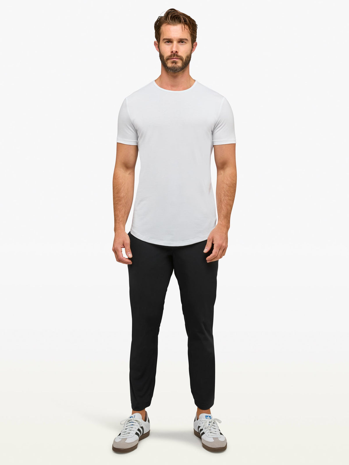 AO Jogger Pant | Black Slim-fit Versaknit®