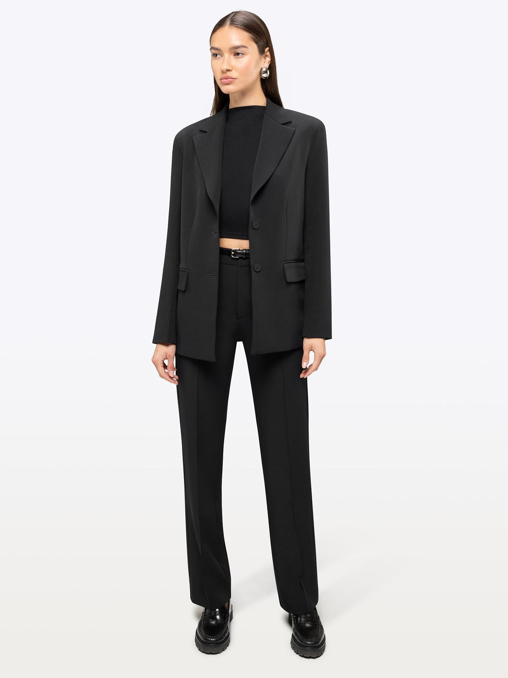 Muse Blazer | Black Classic-Fit