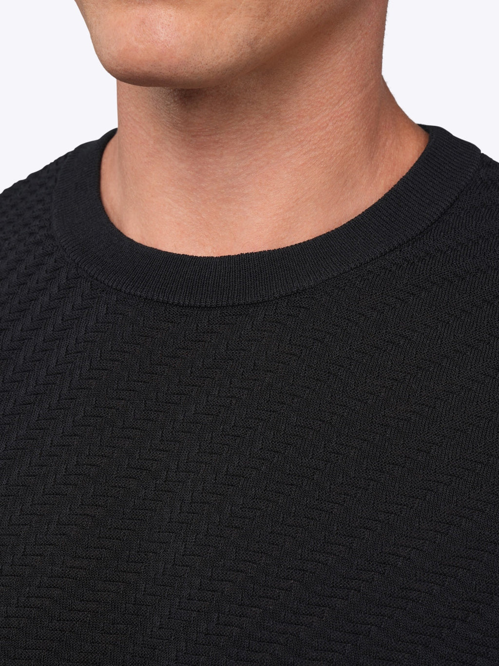 Riviera Knit Long Sleeve Textured Tee | Black Signature-Fit