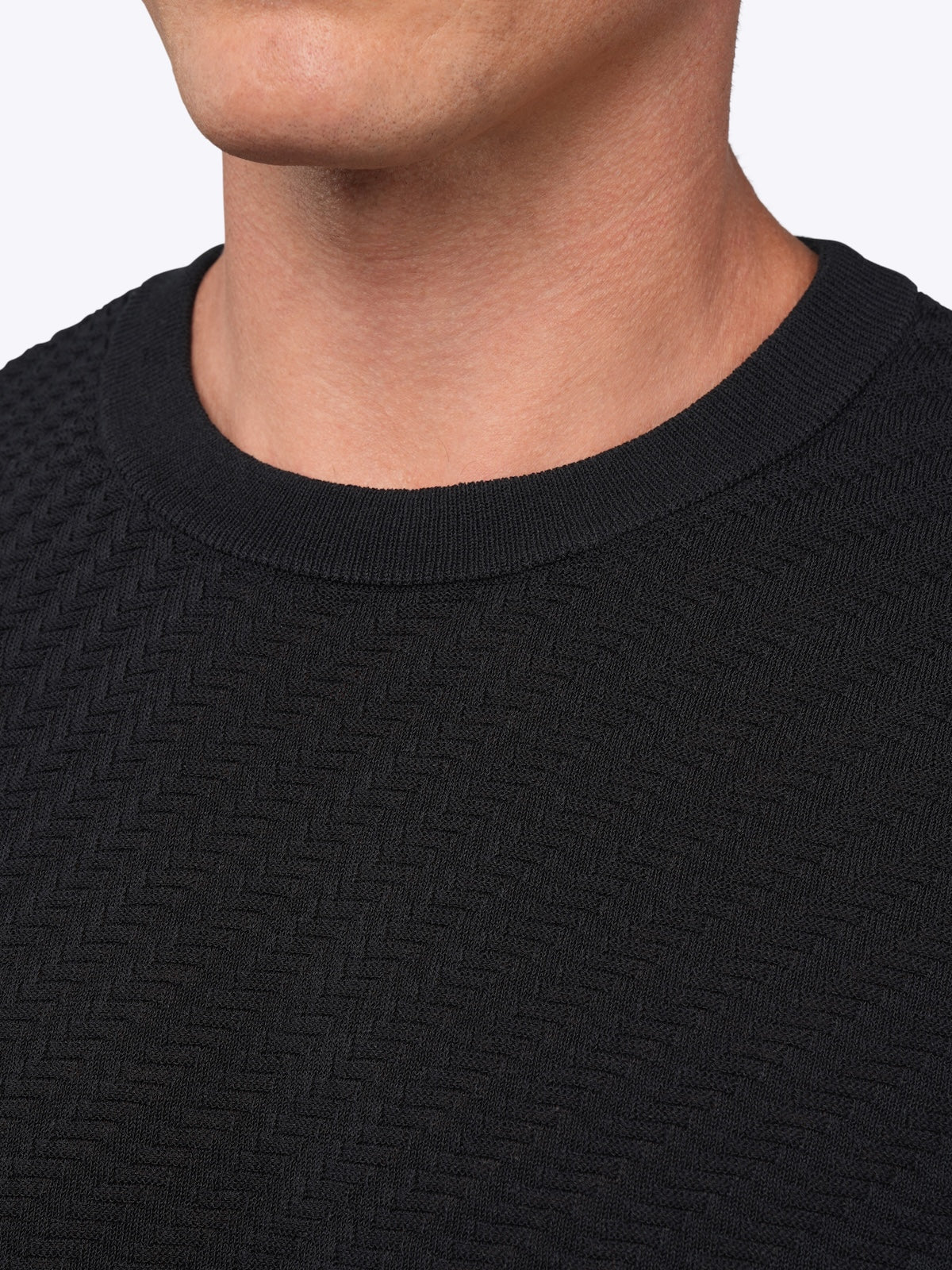 Riviera Knit Long Sleeve Textured Tee | Black Signature-Fit
