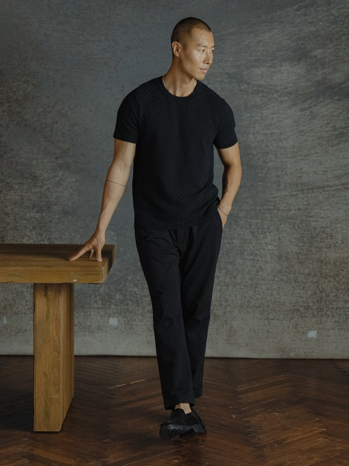 Riviera Knit Textured Tee | Black Signature-Fit