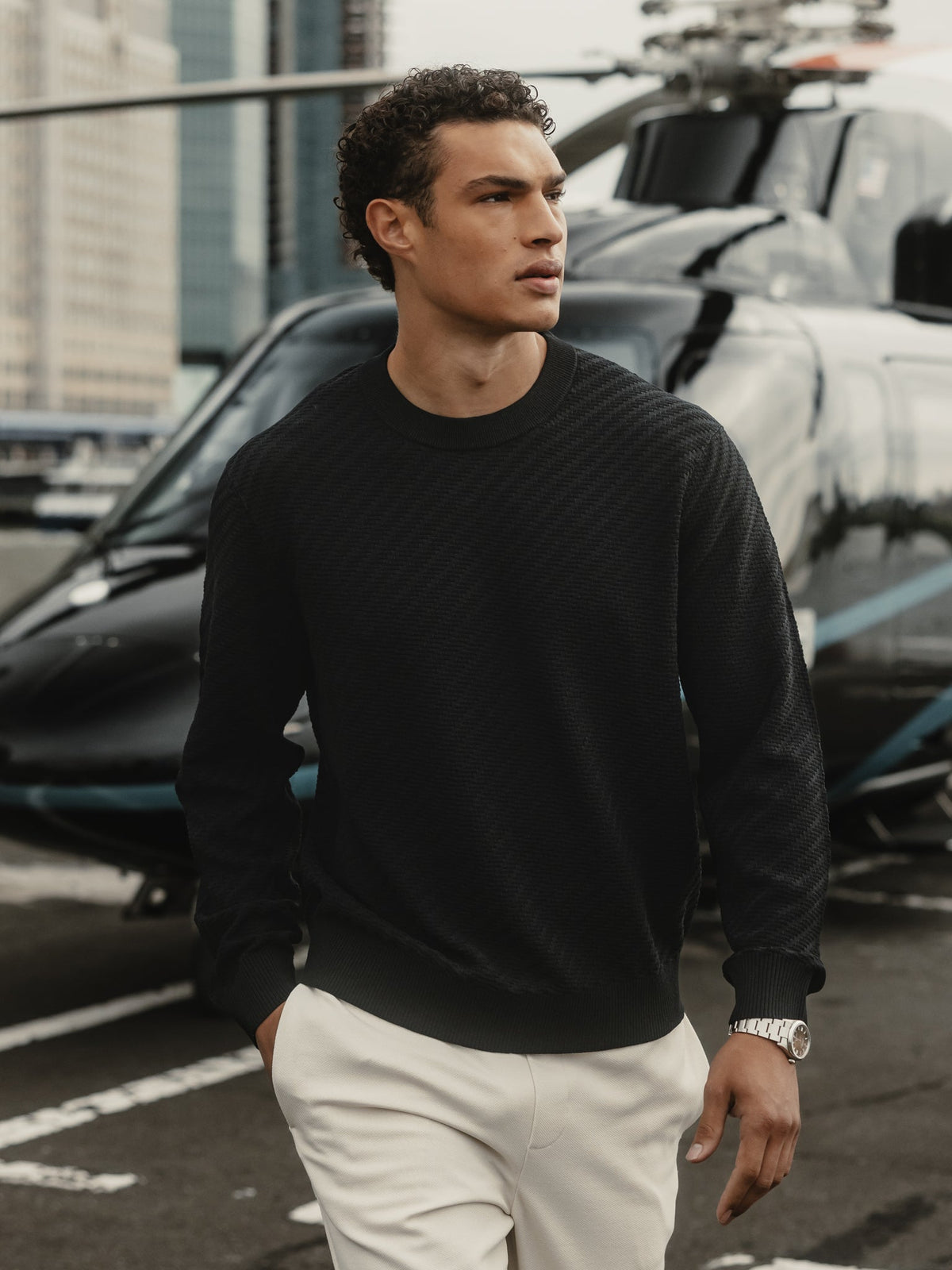 [info]--Noah is 6'2, 175lbs and wears a size L