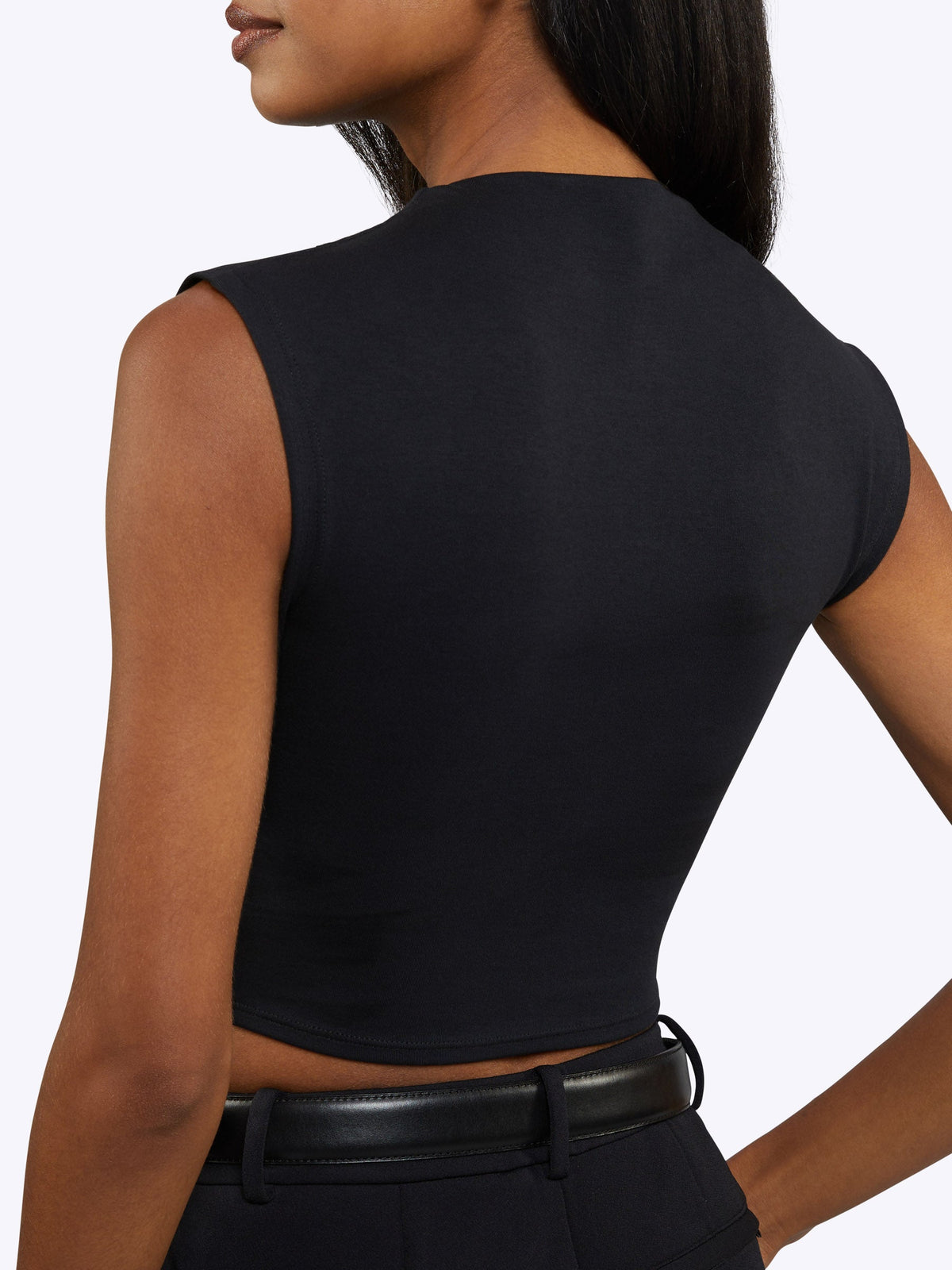 Sleeveless Tomboy Tee | Black Tomboy-Cotton™