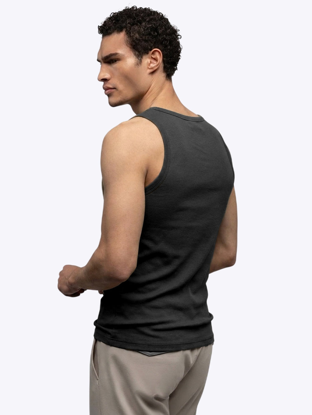 Essential Rib Tank | Black Form-Fitting