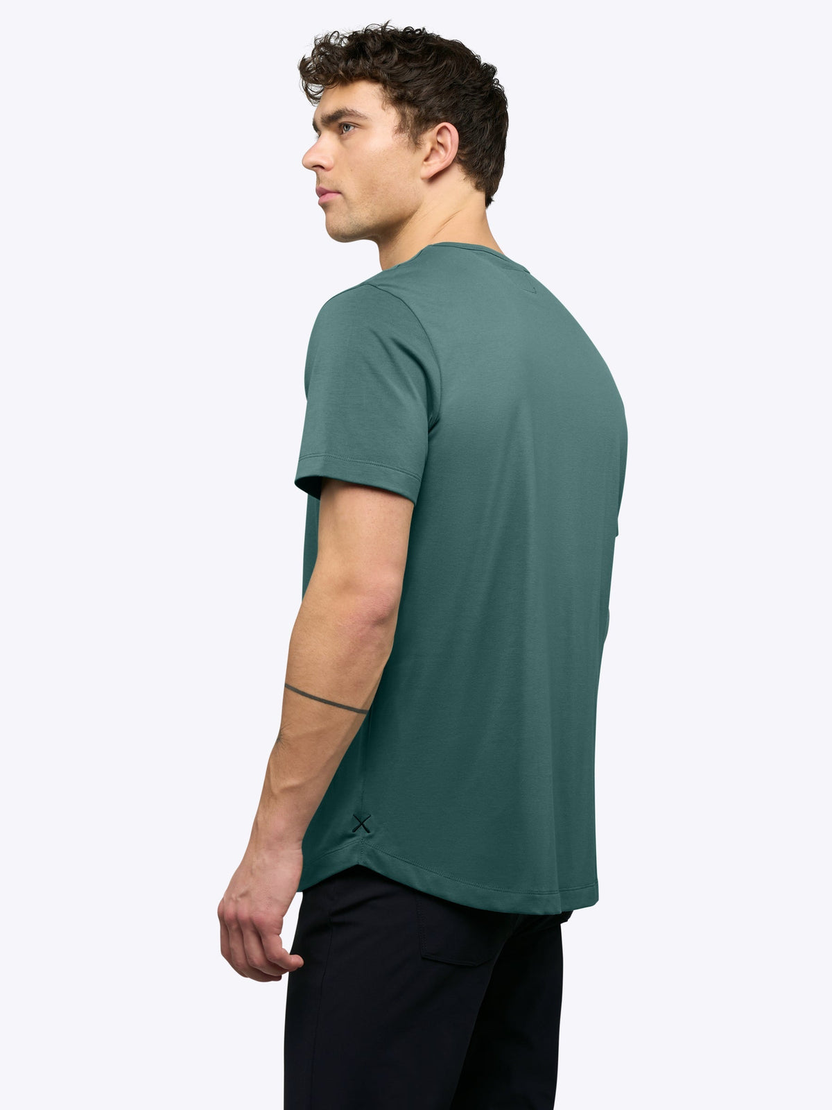 AO Curve-Hem Tee | Blue Spruce Signature-Fit PYCA Pro®