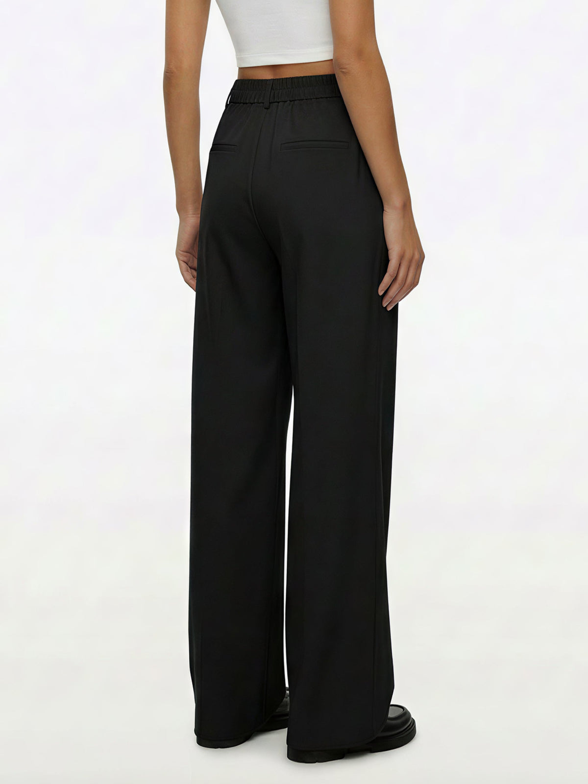 Essential Pant | Black Relaxed-fit