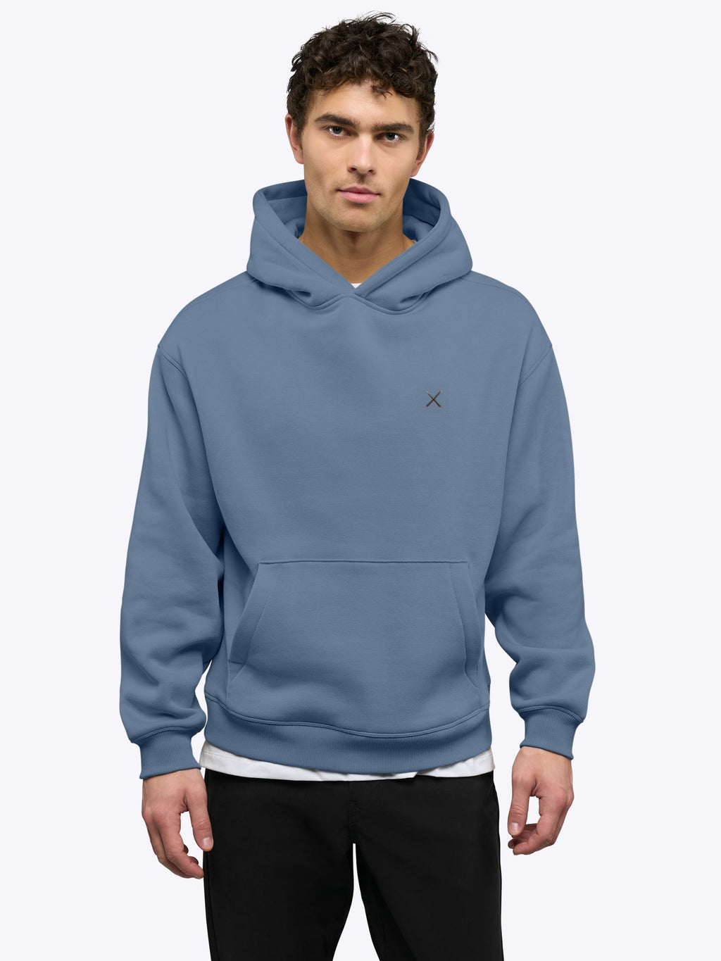 [info]--Tom is 6'1, 180lbs and wears a size L