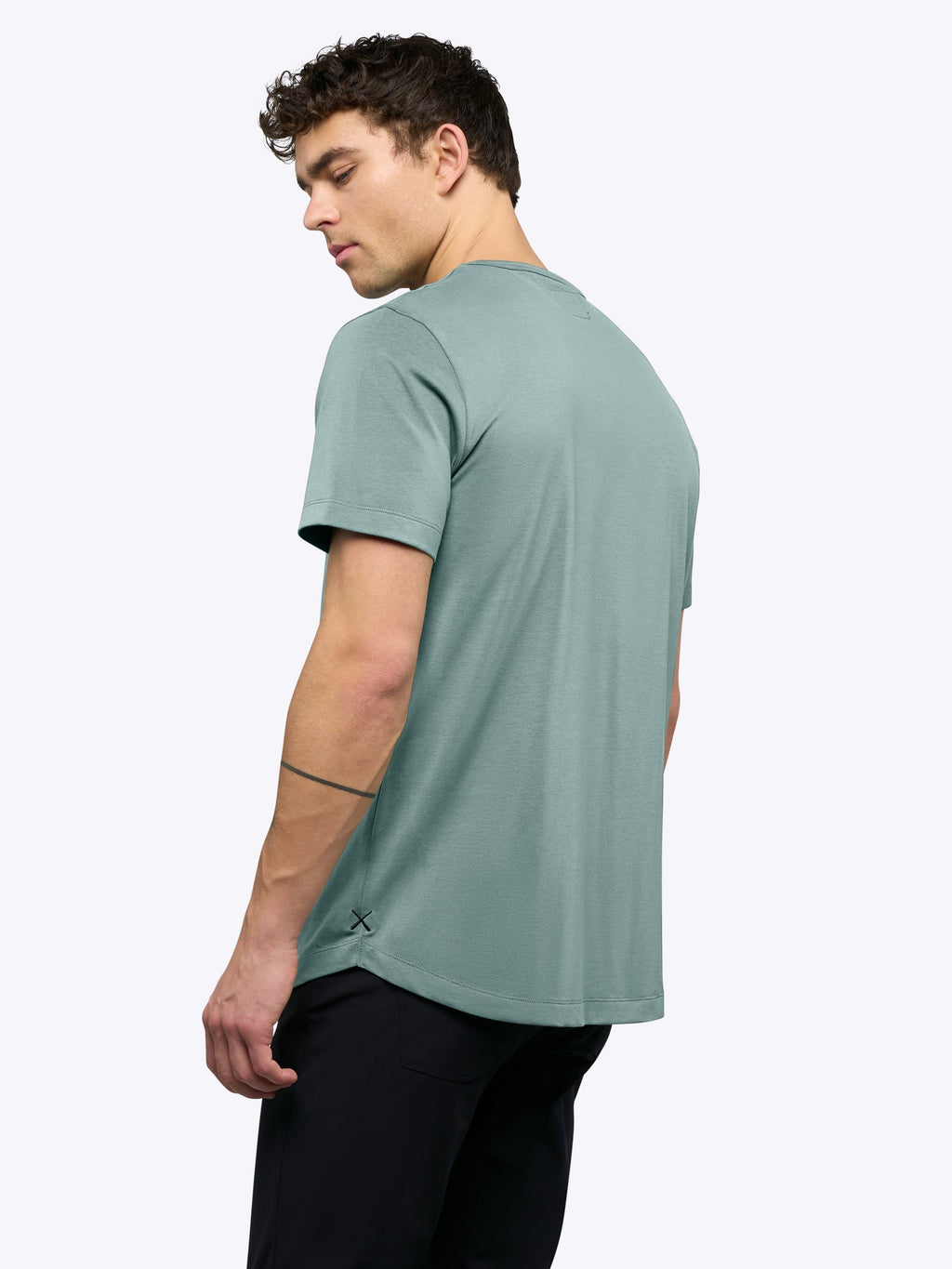 AO Curve-Hem Tee | Stormy Sea Signature-Fit PYCA Pro®
