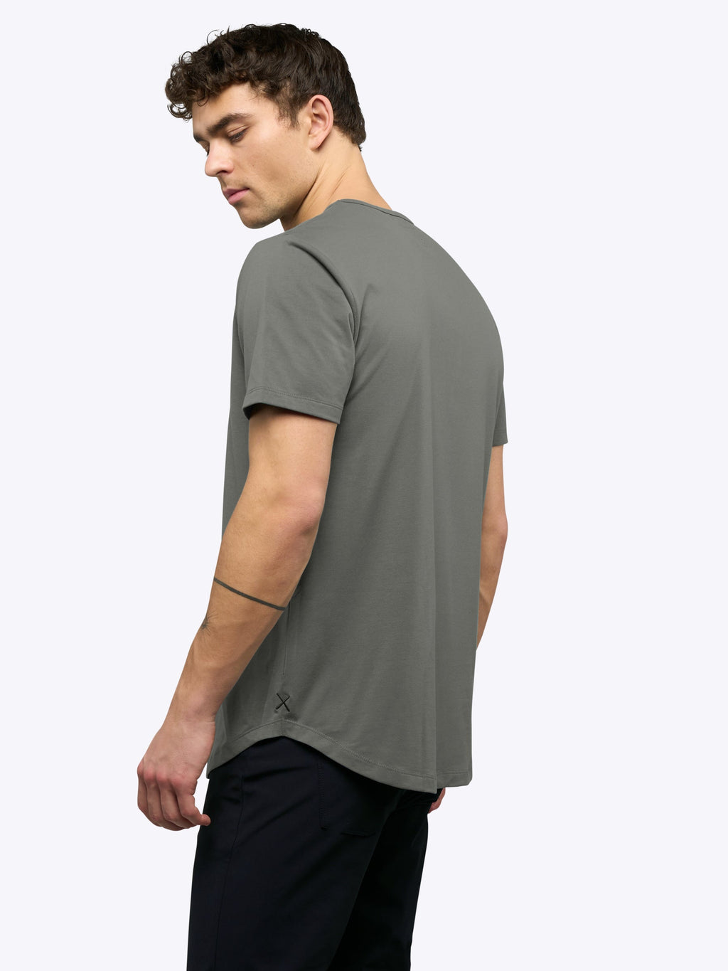 AO Elongated Tee | Castor Grey Signature-fit PYCA Pro®
