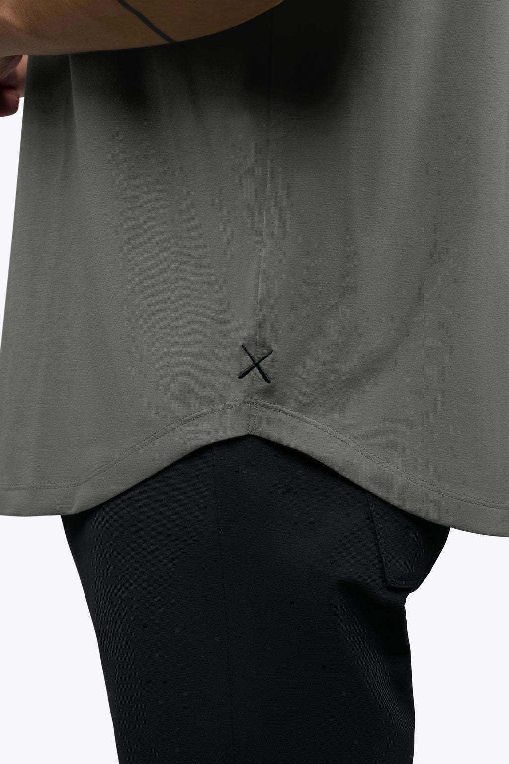 AO Elongated Tee | Castor Grey Signature-fit PYCA Pro®