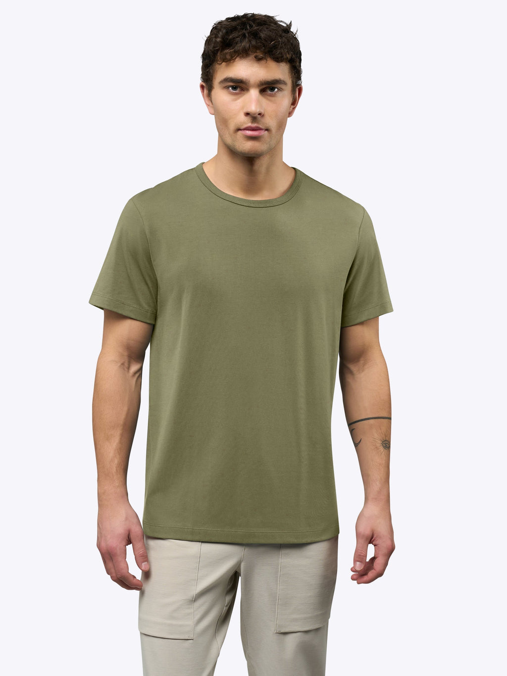 [info]--Tom is 6'1, 180lbs and wears a size L