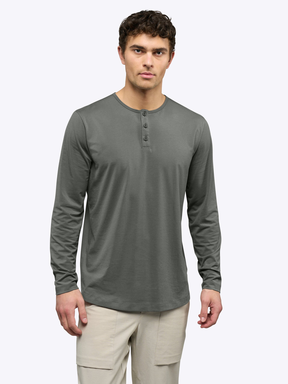 AO Long Sleeve Henley Curve-Hem Tee | Castor Grey Signature-Fit PYCA Pro®