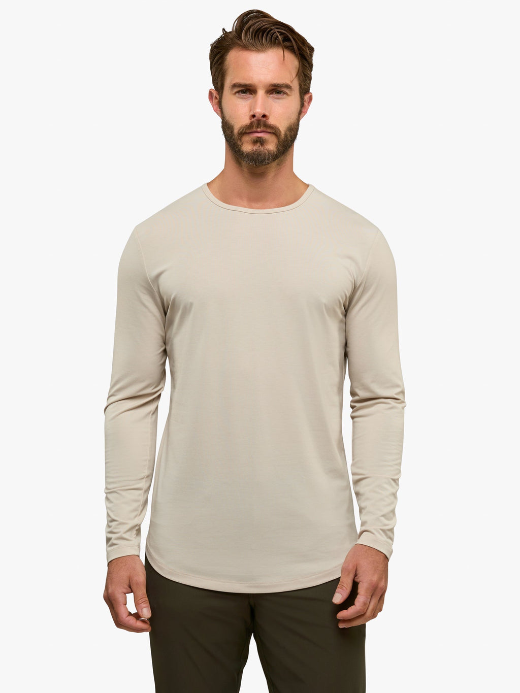 [info]--Alex is 5'10", 170lbs and wears a size M