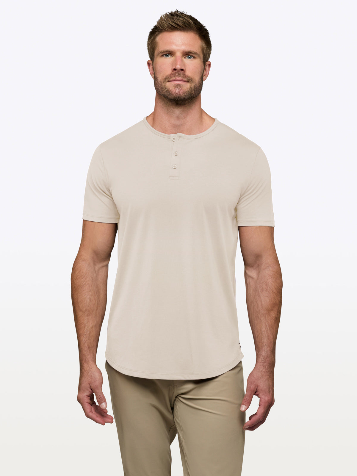 [info]--Davey is 6’2, 200lbs and wears a size L