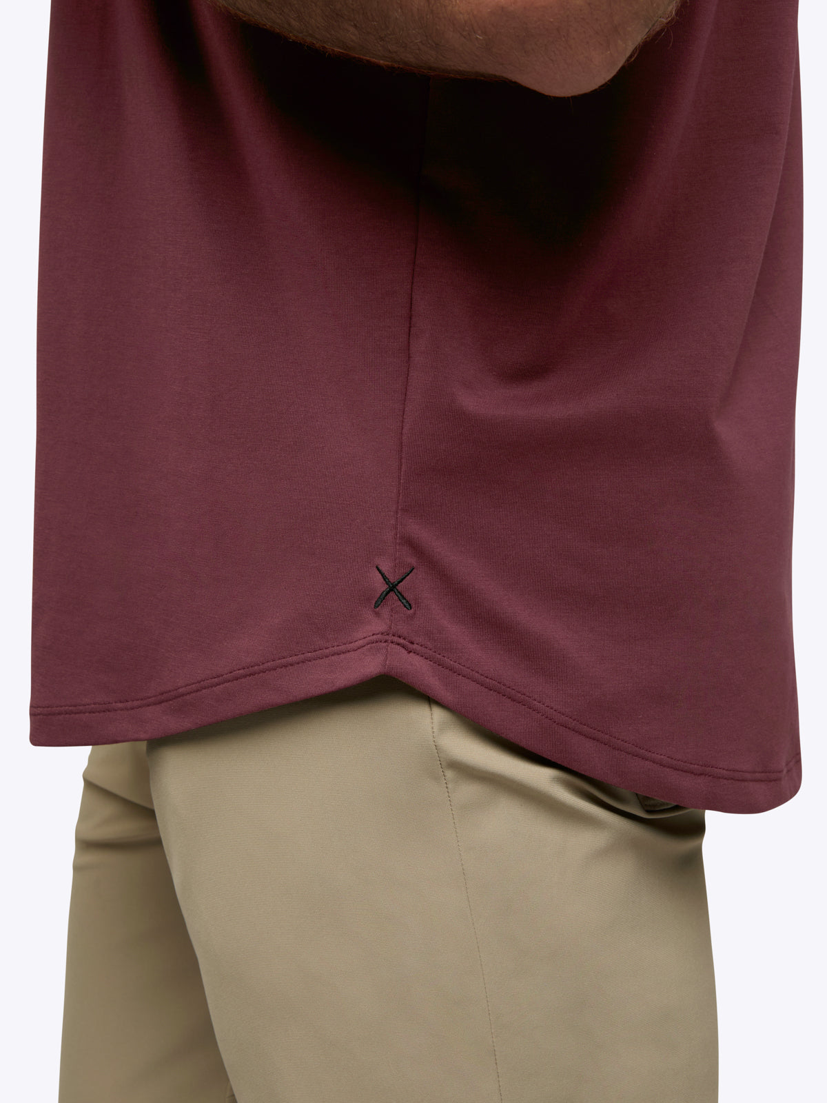 AO Henley Curve-Hem | Currant Signature-Fit PYCA Pro®