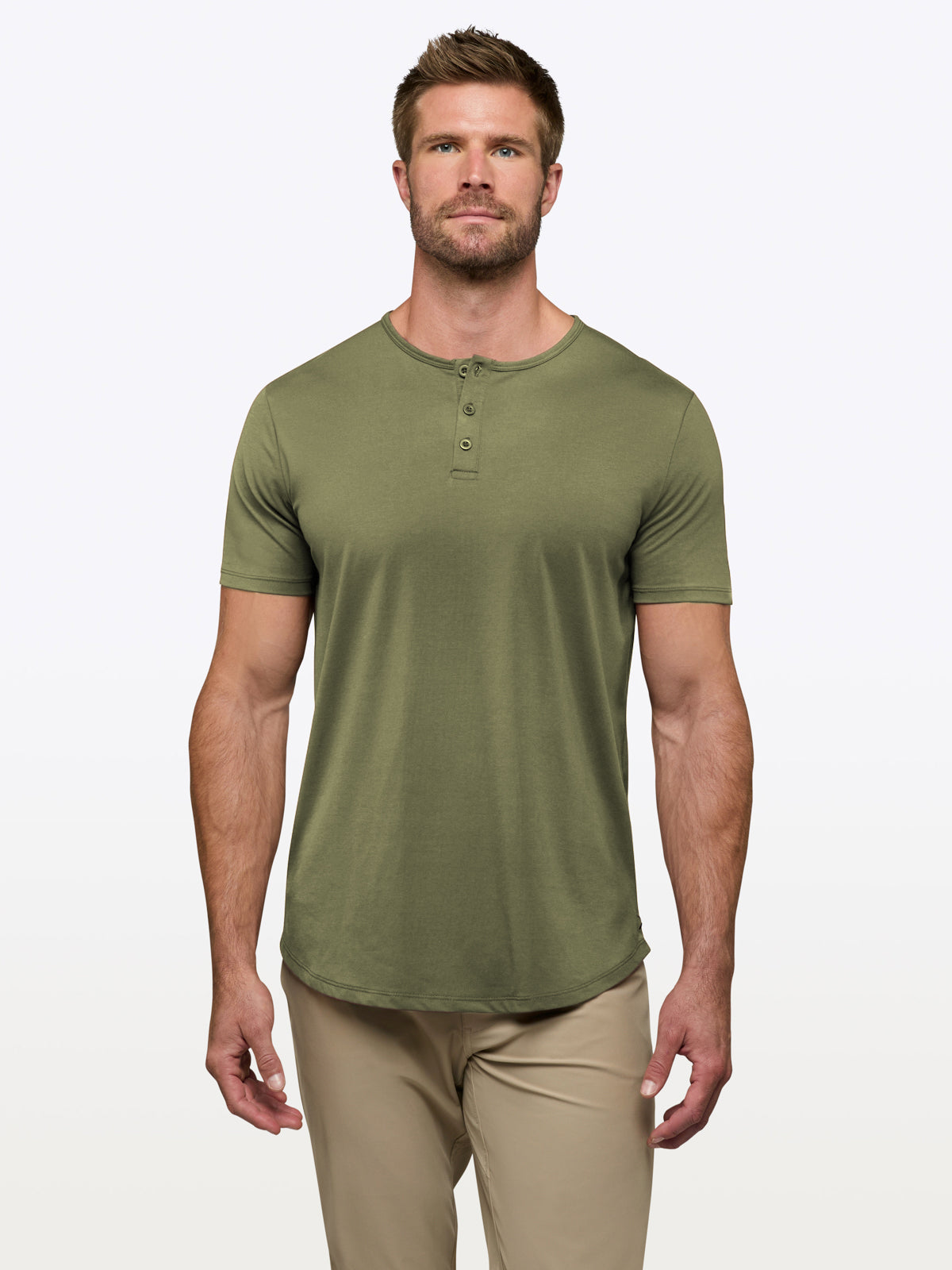 [info]--Davey is 6’2, 200lbs and wears a size L