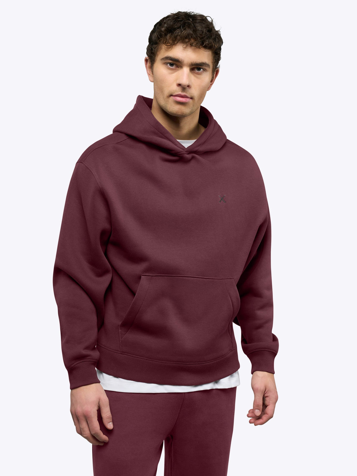 [info]--Tom is 6'1, 180lbs and wears a size L