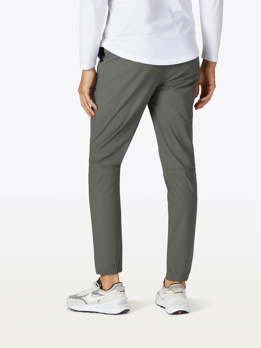 AO Jogger Pant Tall | Dark Pine Slim-fit Versaknit®