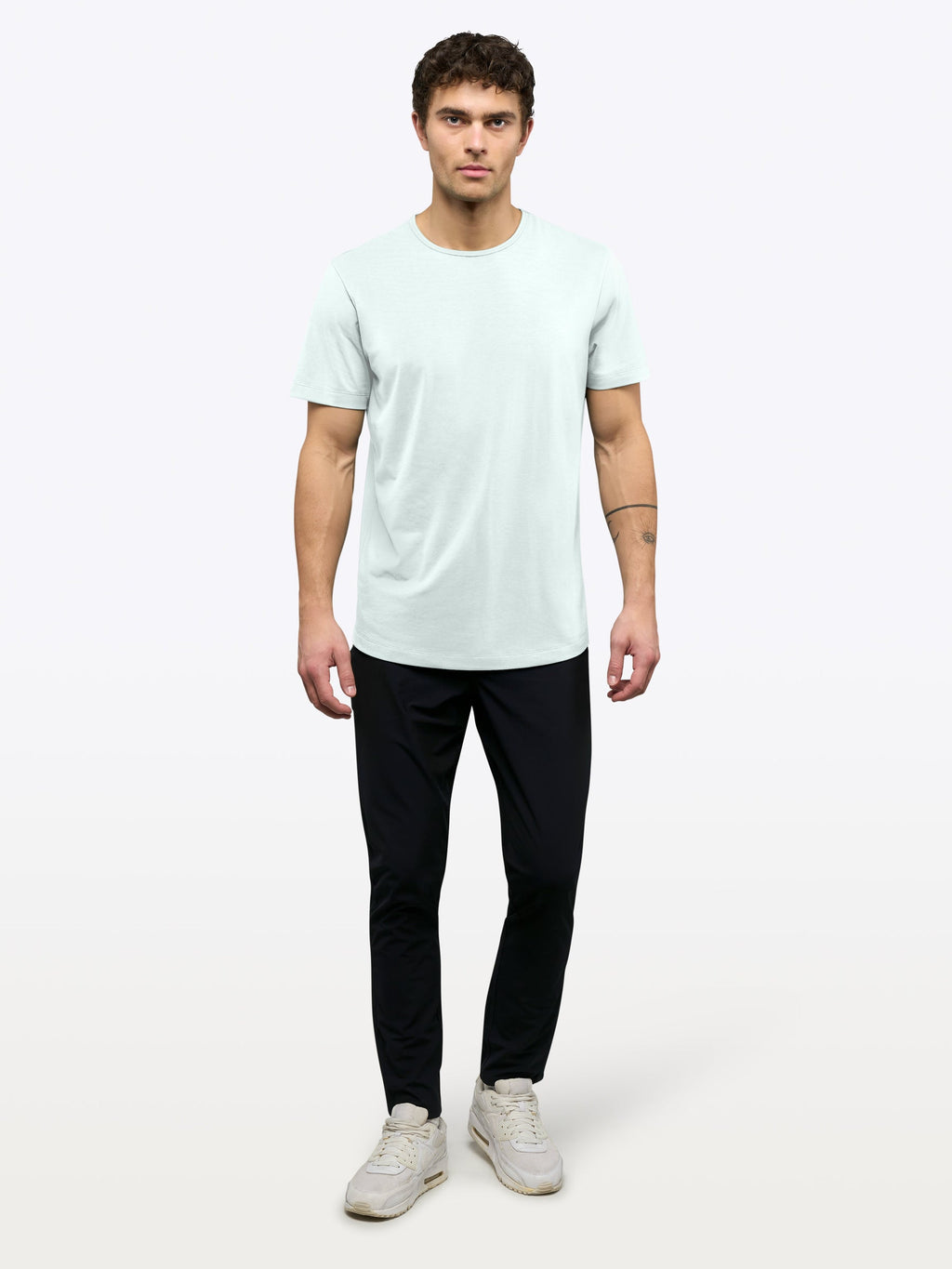 AO Curve-Hem Tee | Diaphonous Signature-Fit PYCA Pro®