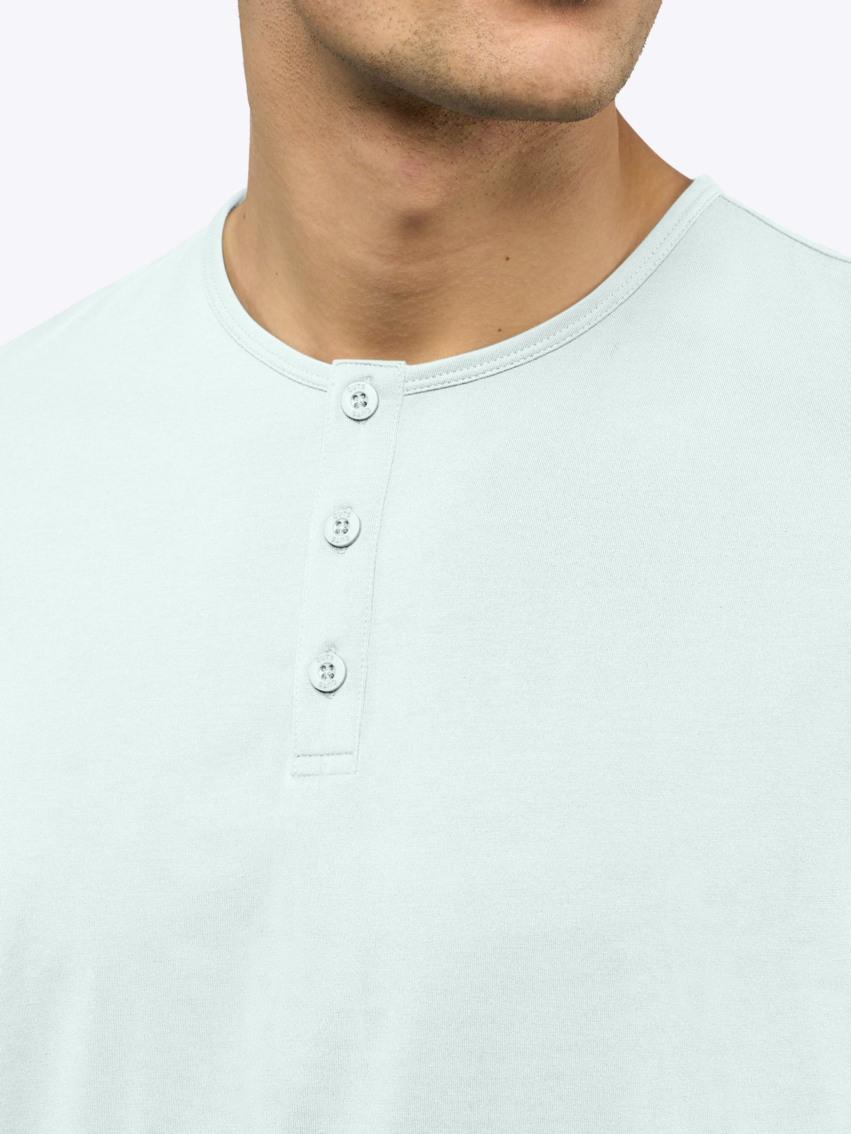 AO Henley Curve-Hem | Diaphonous Signature-Fit PYCA Pro®
