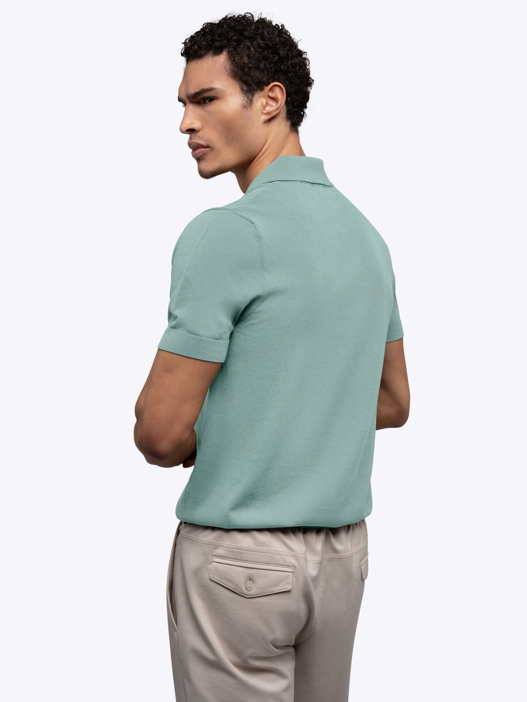[info]--Noah is 6'2, 175lbs and wears a size M