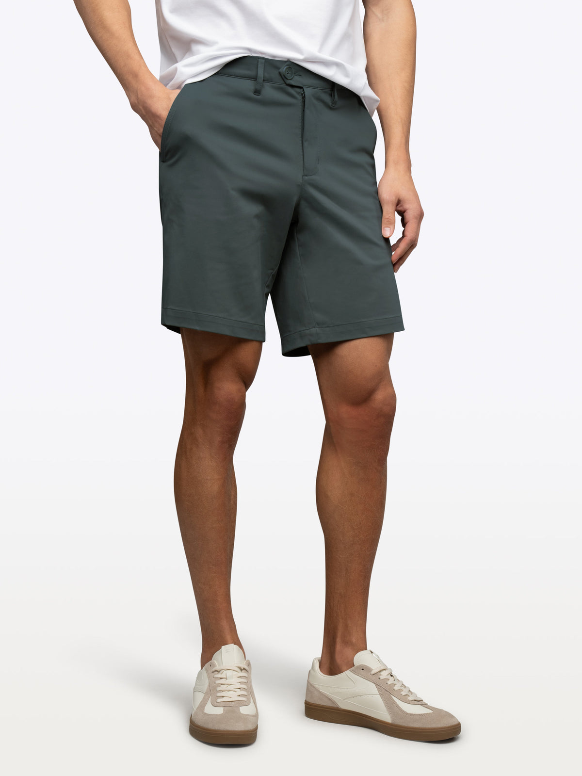 AO Short | Urban Chic Classic-fit Versaknit®