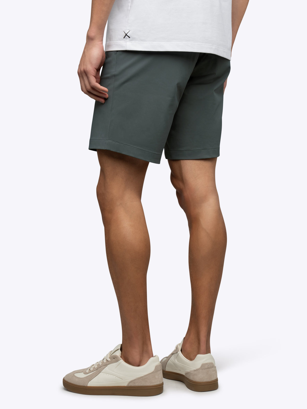 AO Short | Urban Chic Classic-fit Versaknit®