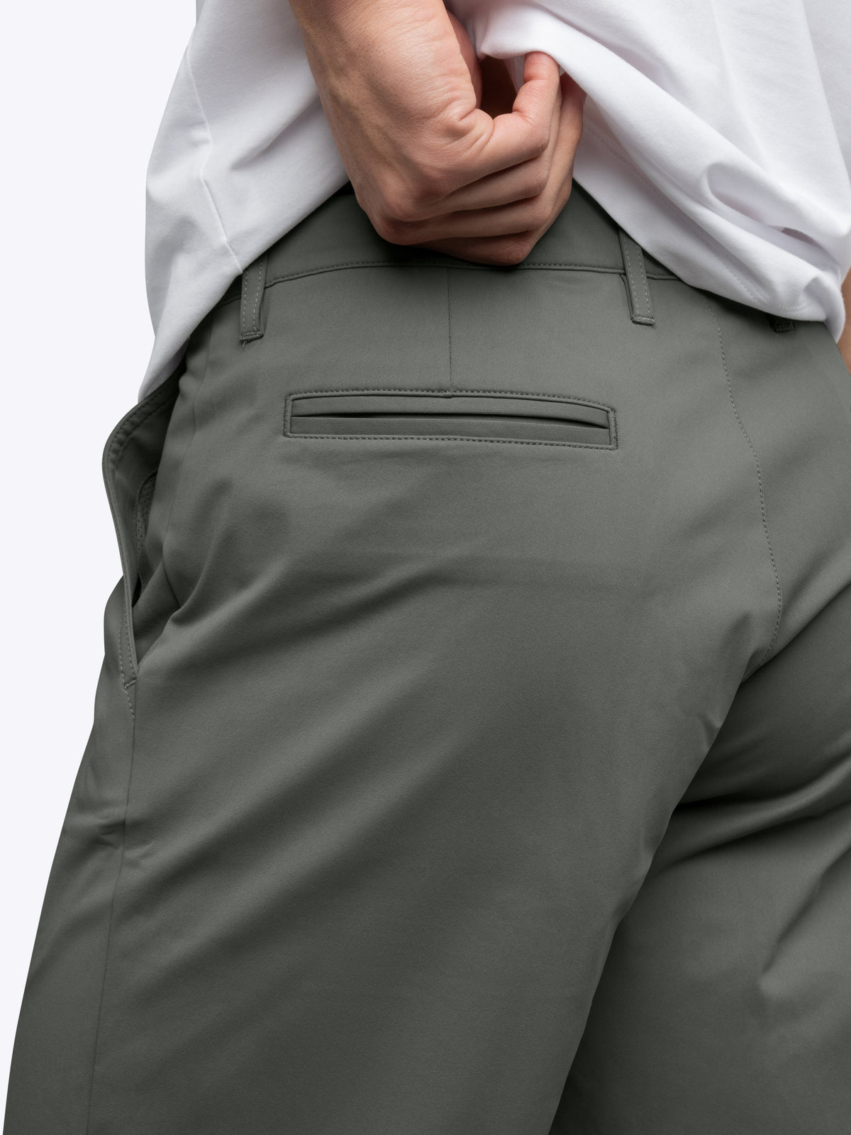 AO Short | Castor Grey Classic-fit Versaknit®