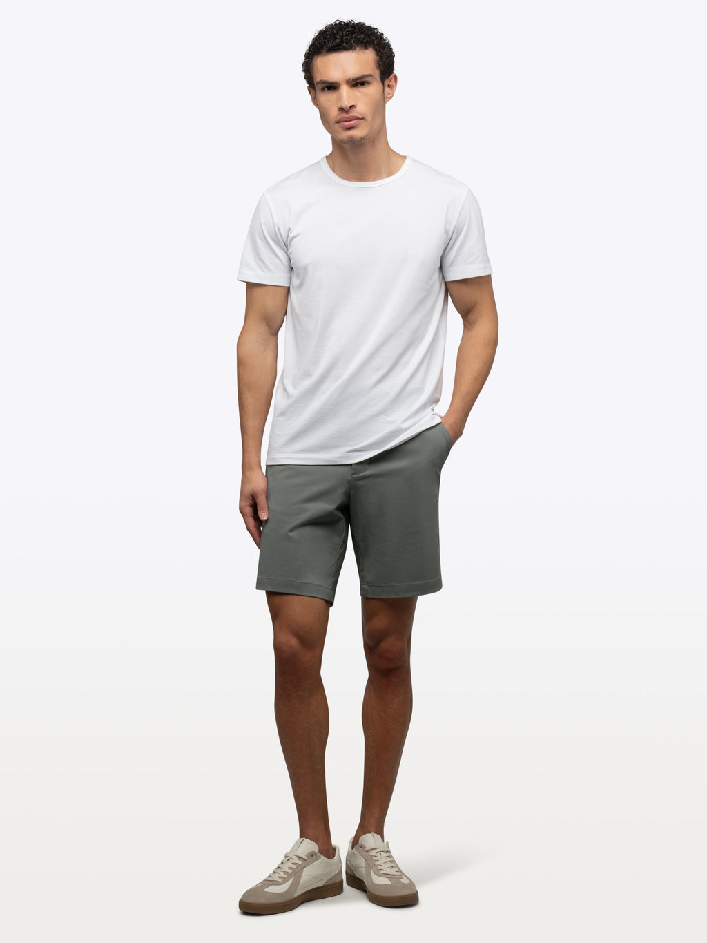 AO Short | Castor Grey Classic-fit Versaknit®