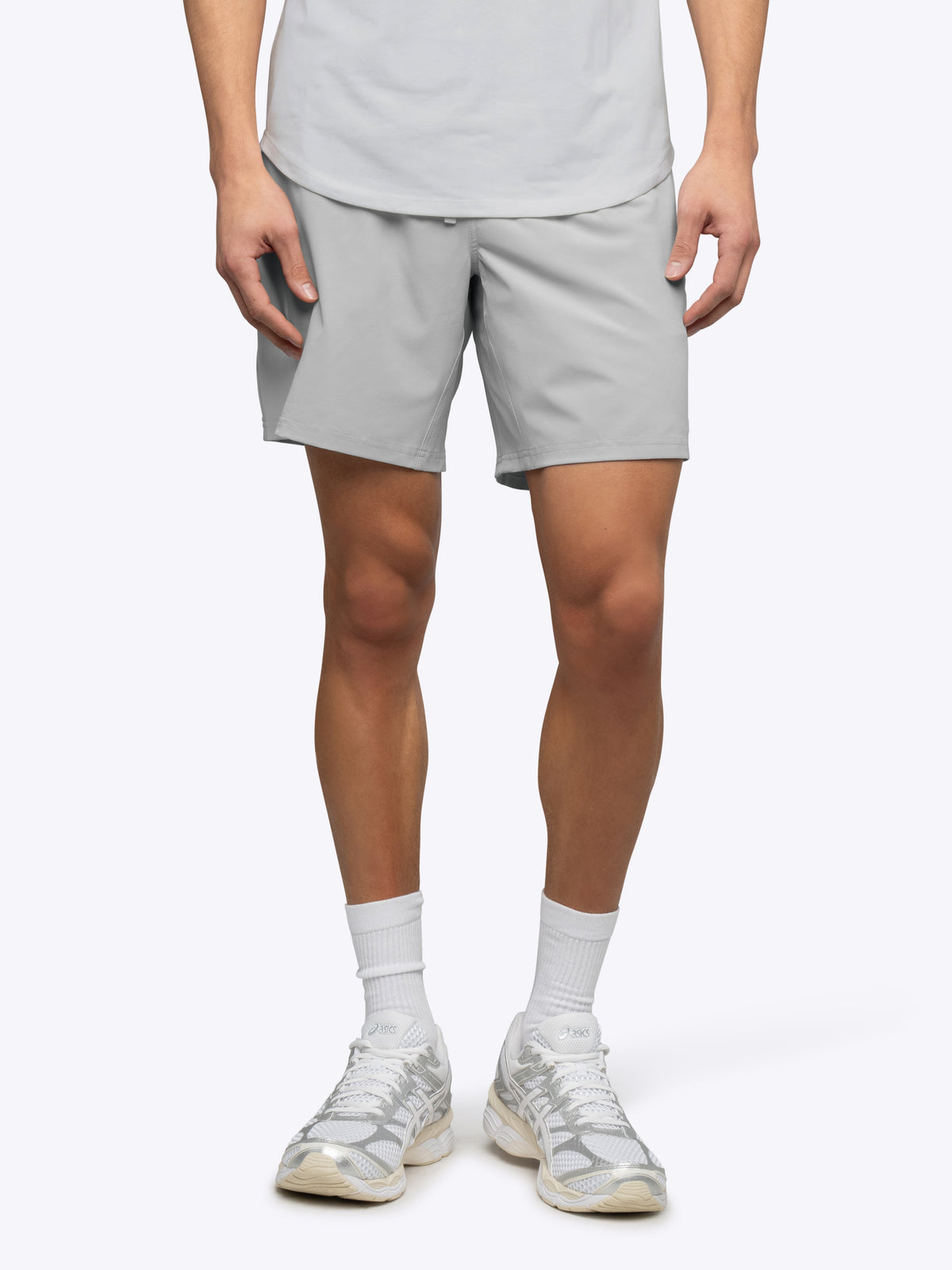 [info]--Noah is 6'2, 170lbs and wears a size M