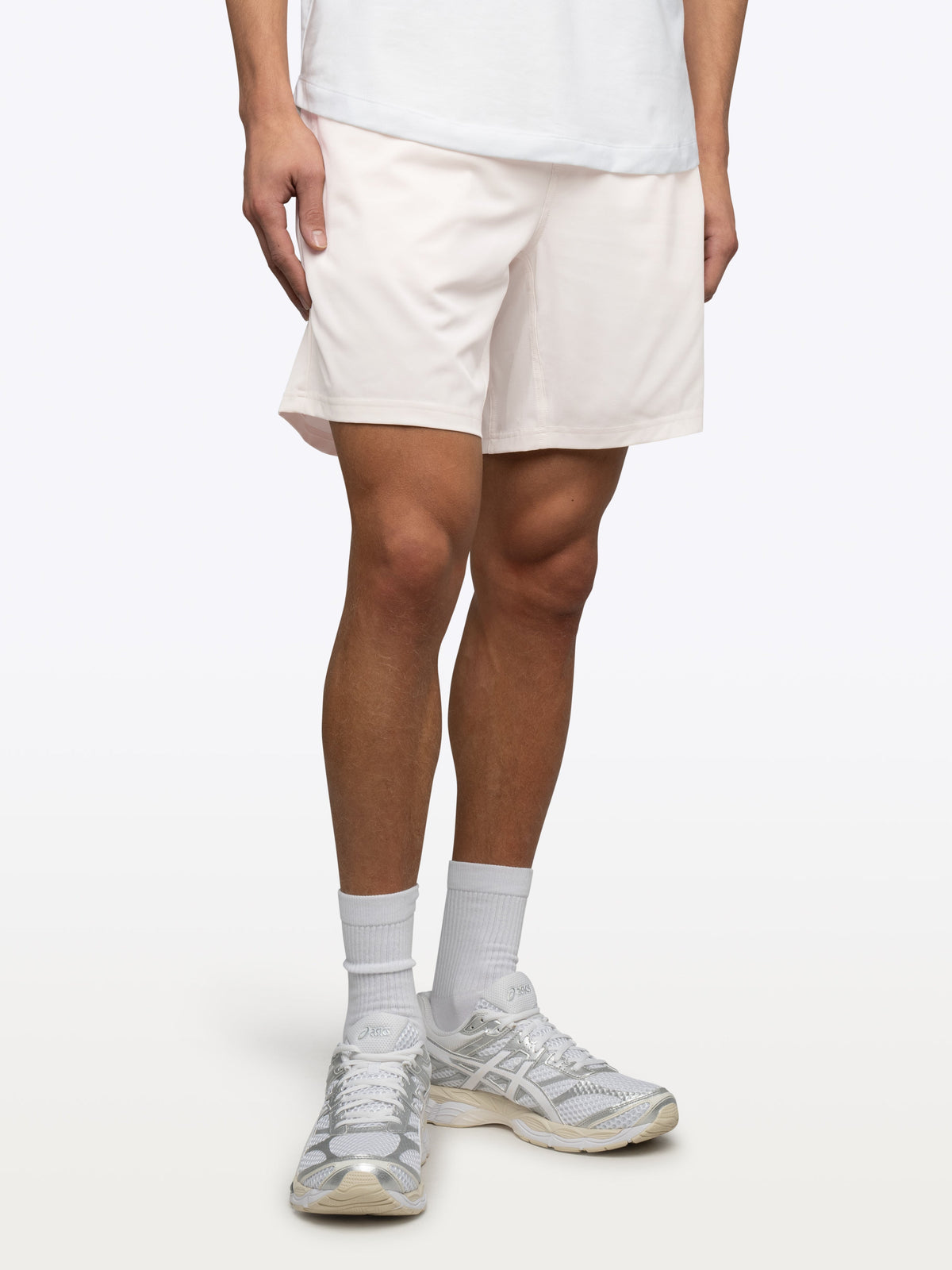 [info]--Noah is 6'2, 170lbs and wears a size M
