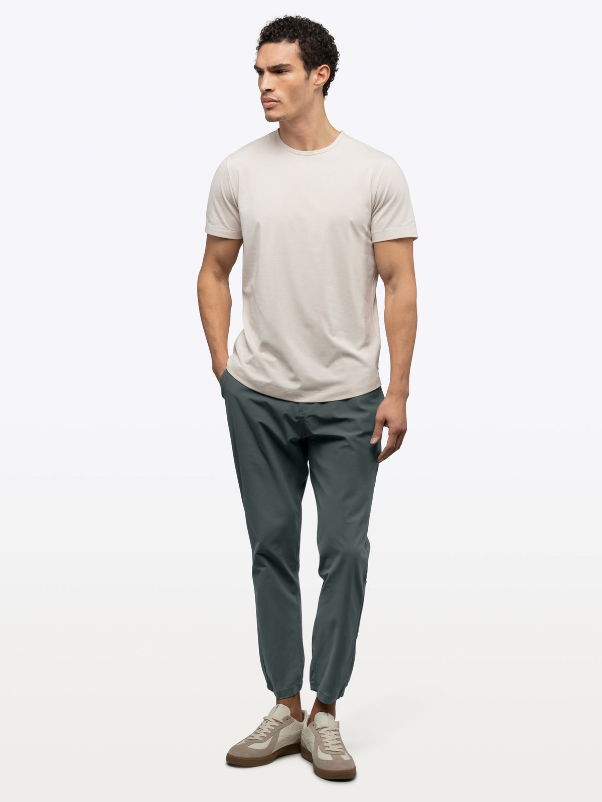 AO Jogger Pant 2.0 | Urban Chic Straight-Leg Versaknit®