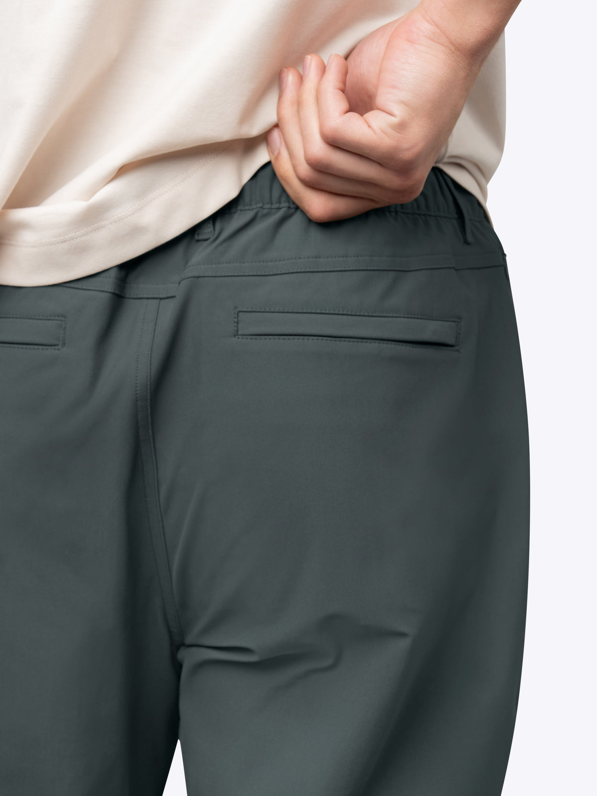 AO Jogger Pant 2.0 | Urban Chic Straight-Leg Versaknit®