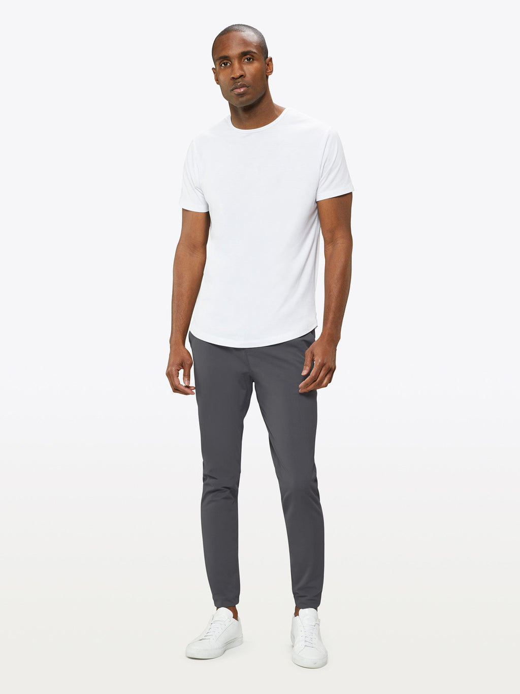 AO Jogger Tall | Graphite Slim-fit Versaknit®