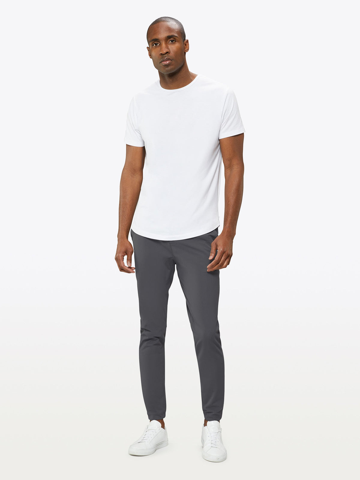 AO Jogger Tall | Graphite Slim-fit Versaknit®