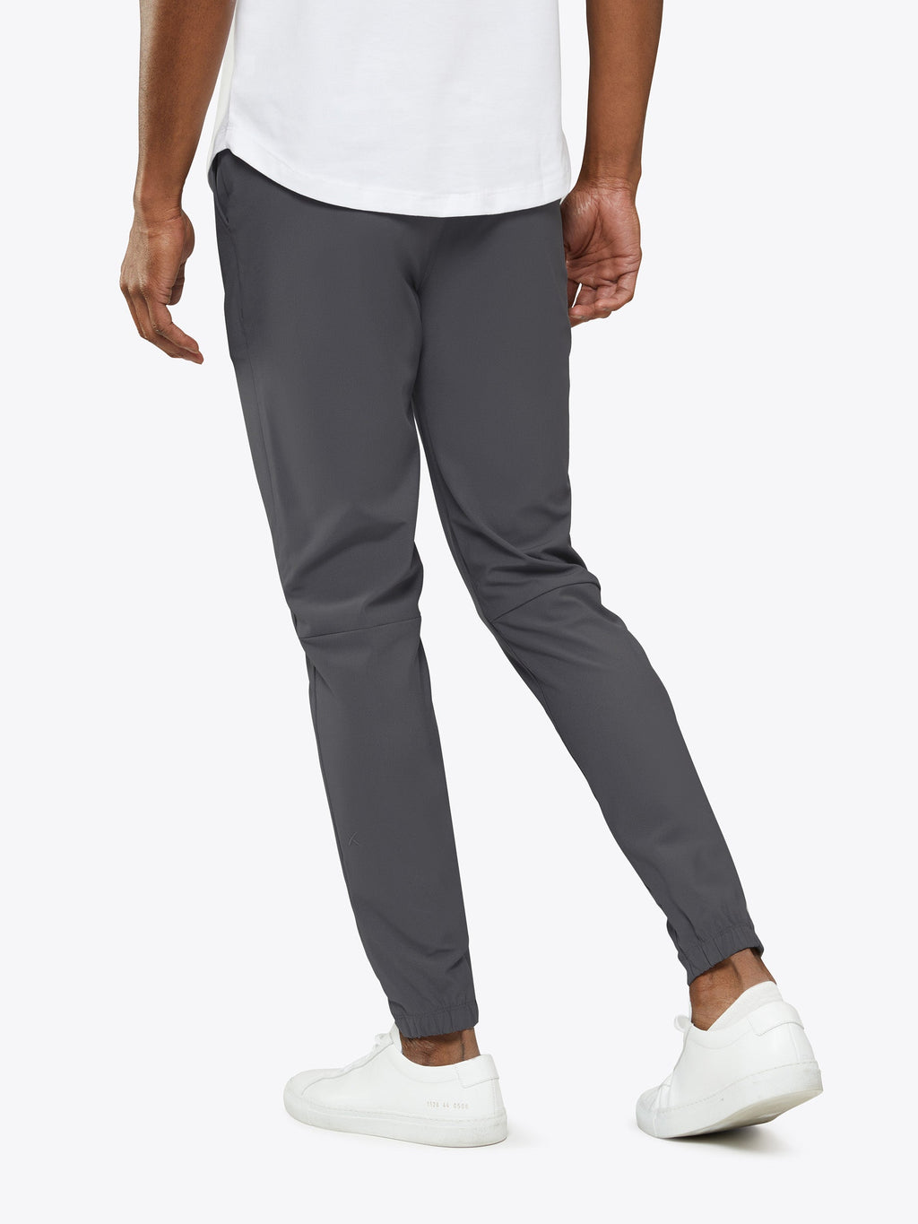 AO Jogger Tall | Graphite Slim-fit Versaknit®