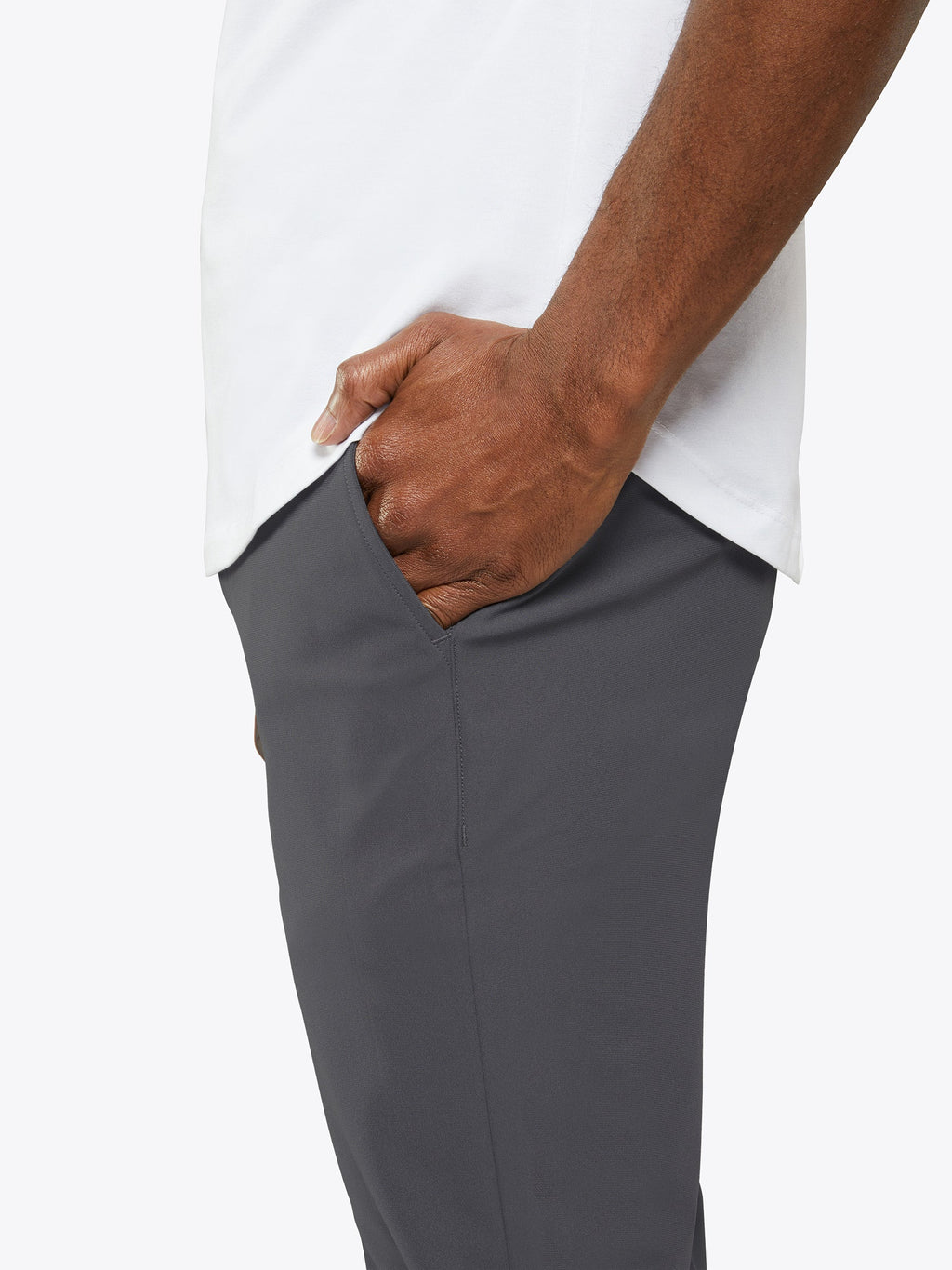 AO Jogger Tall | Graphite Slim-fit Versaknit®