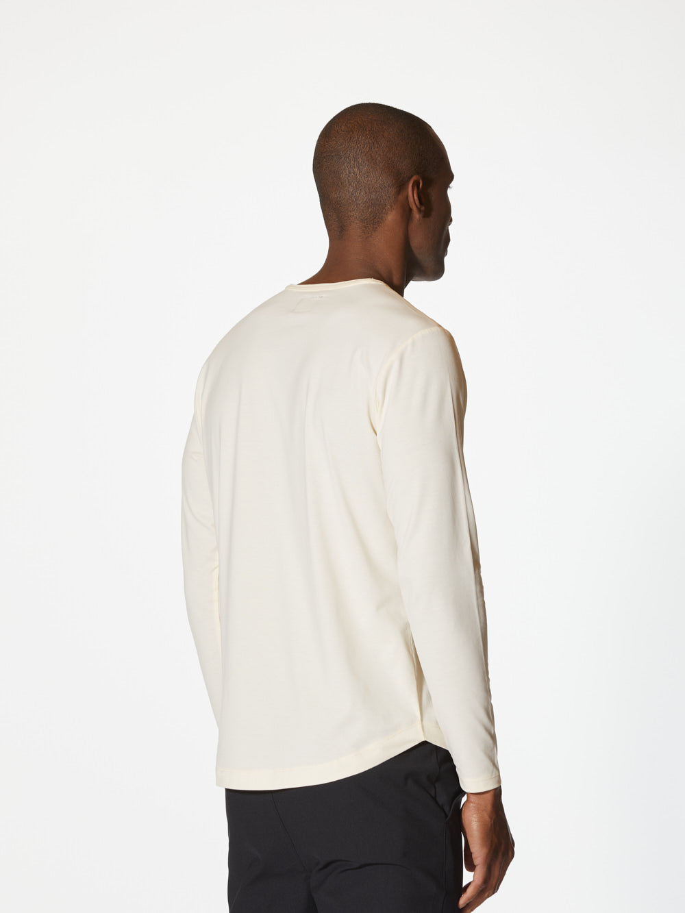 AO Long Sleeve Curve-Hem Tee | Ivory Signature-fit PYCA Pro®