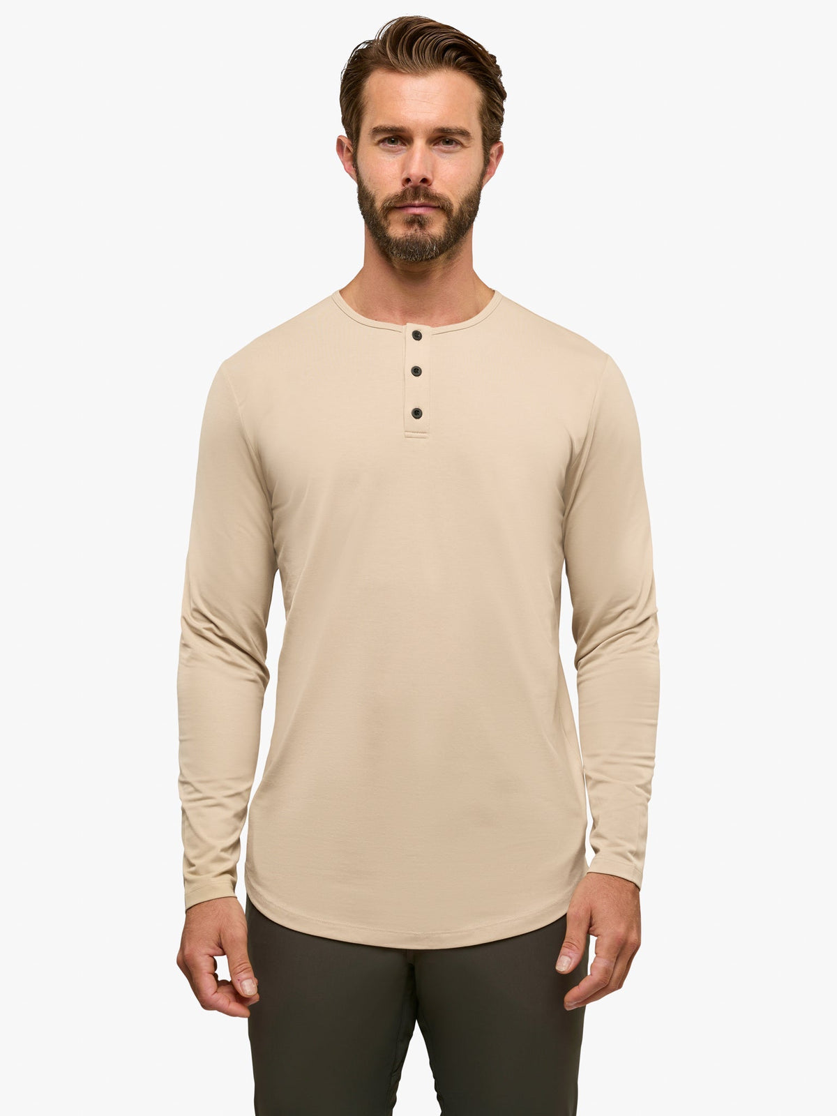 [info]--Alex is 5'10", 170lbs and wears a size M