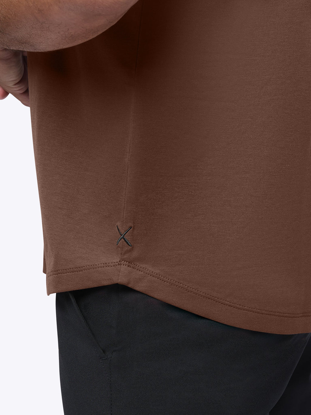 AO Curve-Hem Tee | Mocha Signature-fit PYCA Pro®
