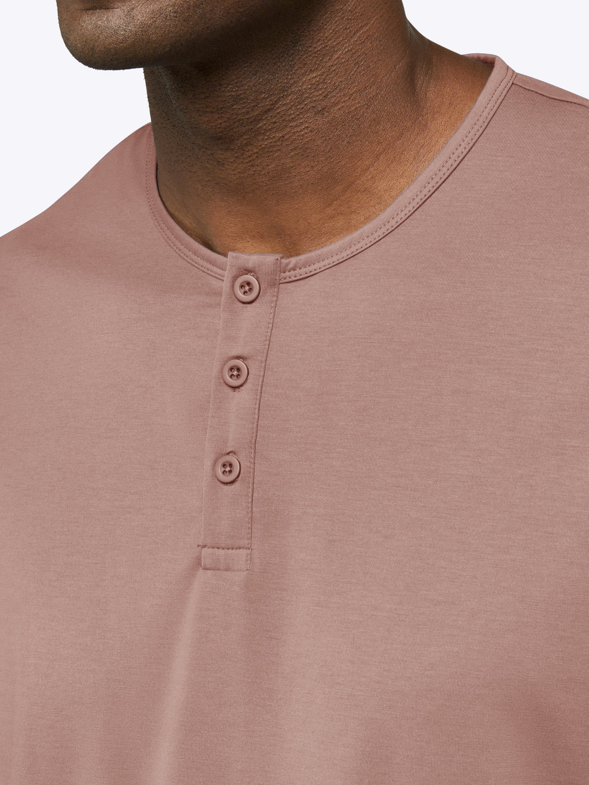 AO Henley Curve-Hem | Mountain Mist PYCA Pro® Signature-Fit