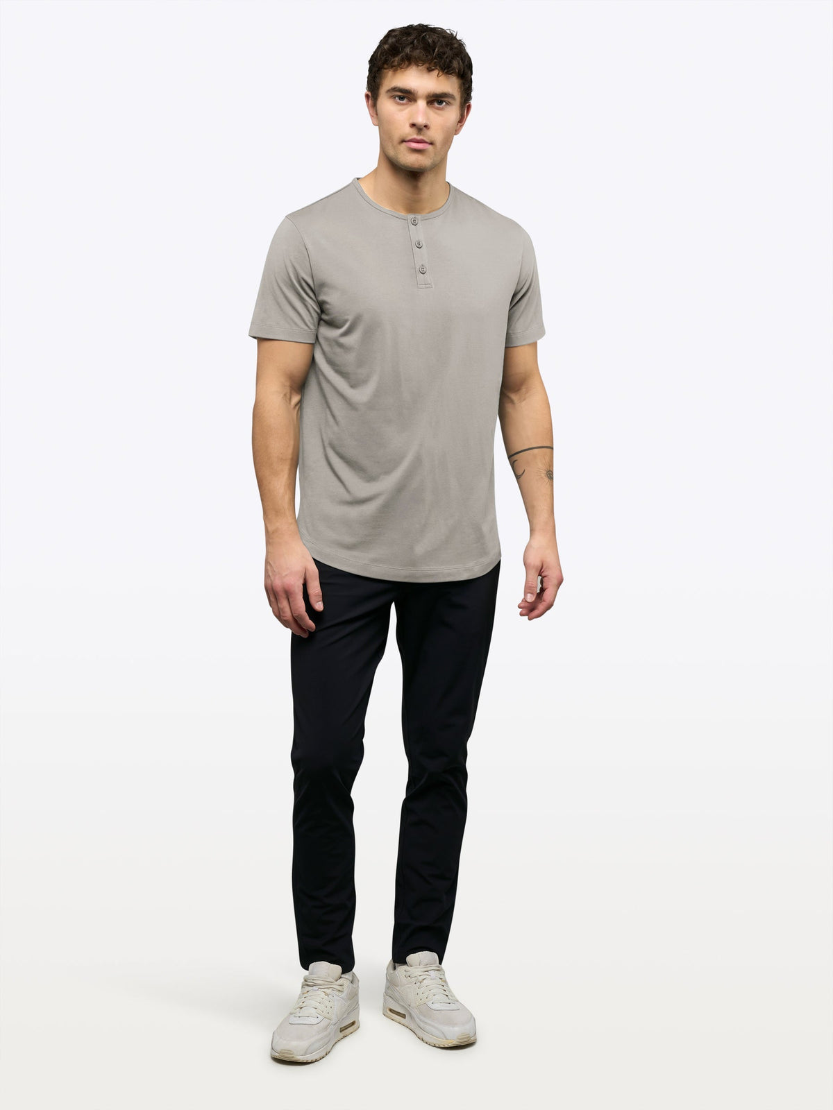 AO Henley Curve-Hem Tee | Morning Dove Signature-Fit PYCA Pro®