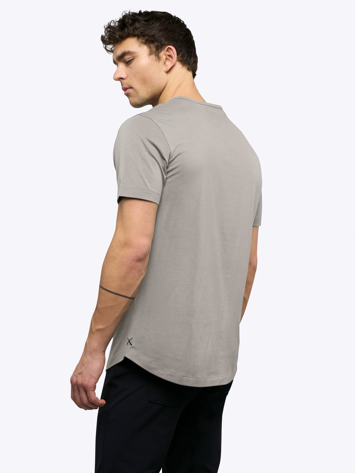 AO Henley Curve-Hem Tee | Morning Dove Signature-Fit PYCA Pro®