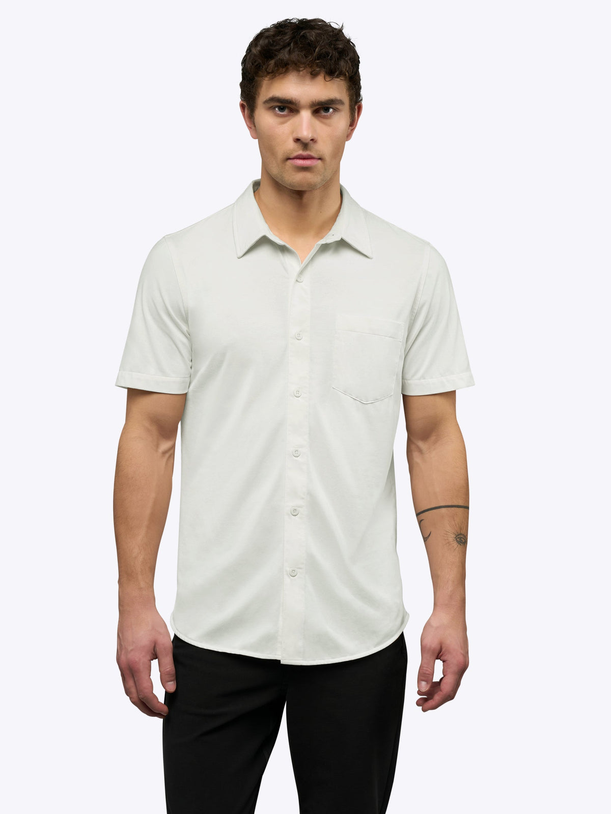 [info]--Tom is 6'1, 180lbs and wears a size L