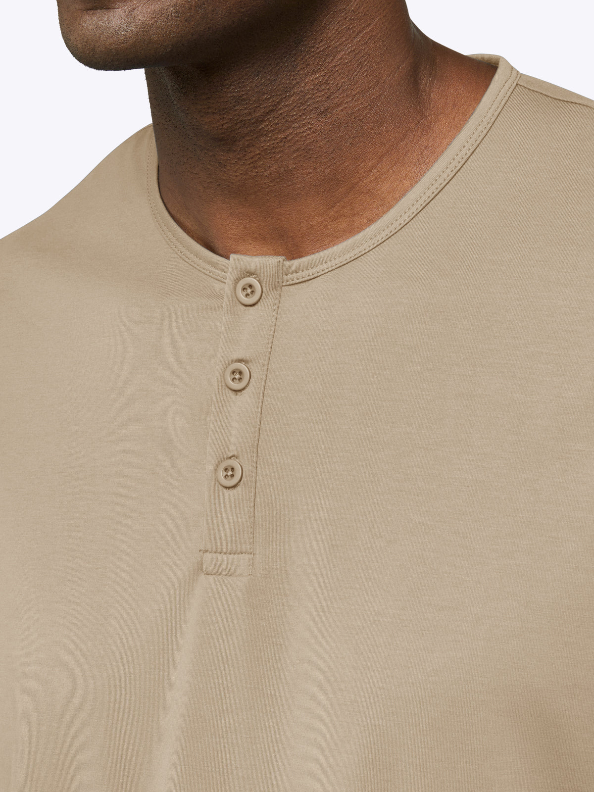AO Henley Curve-Hem | Nomad PYCA Pro® Signature-Fit