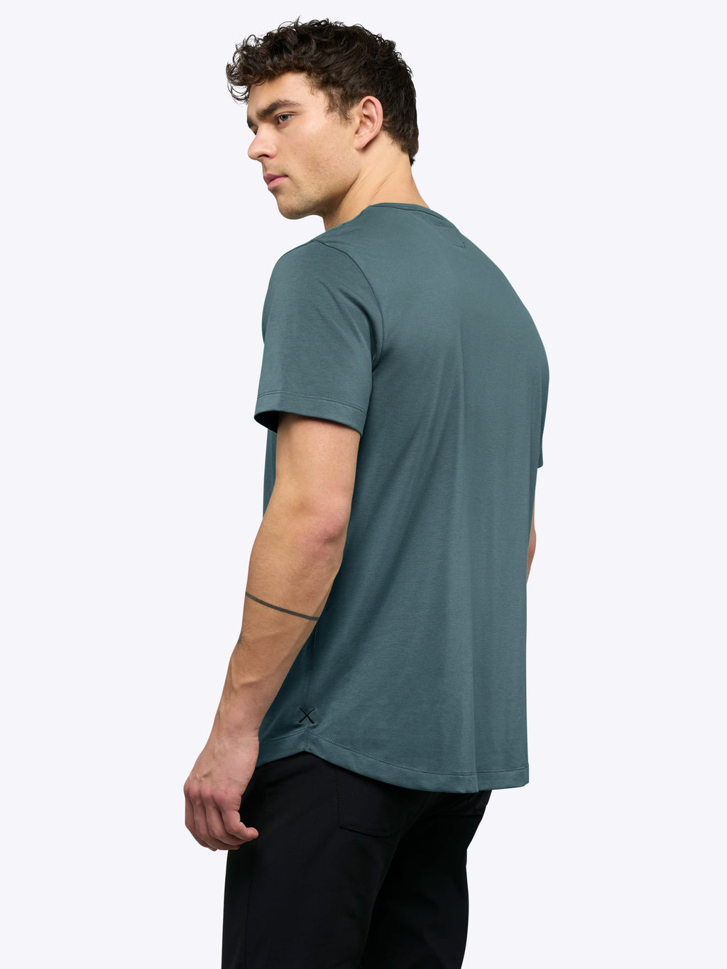 AO Curve-Hem Tee | North Atlantic Signature-Fit PYCA Pro®